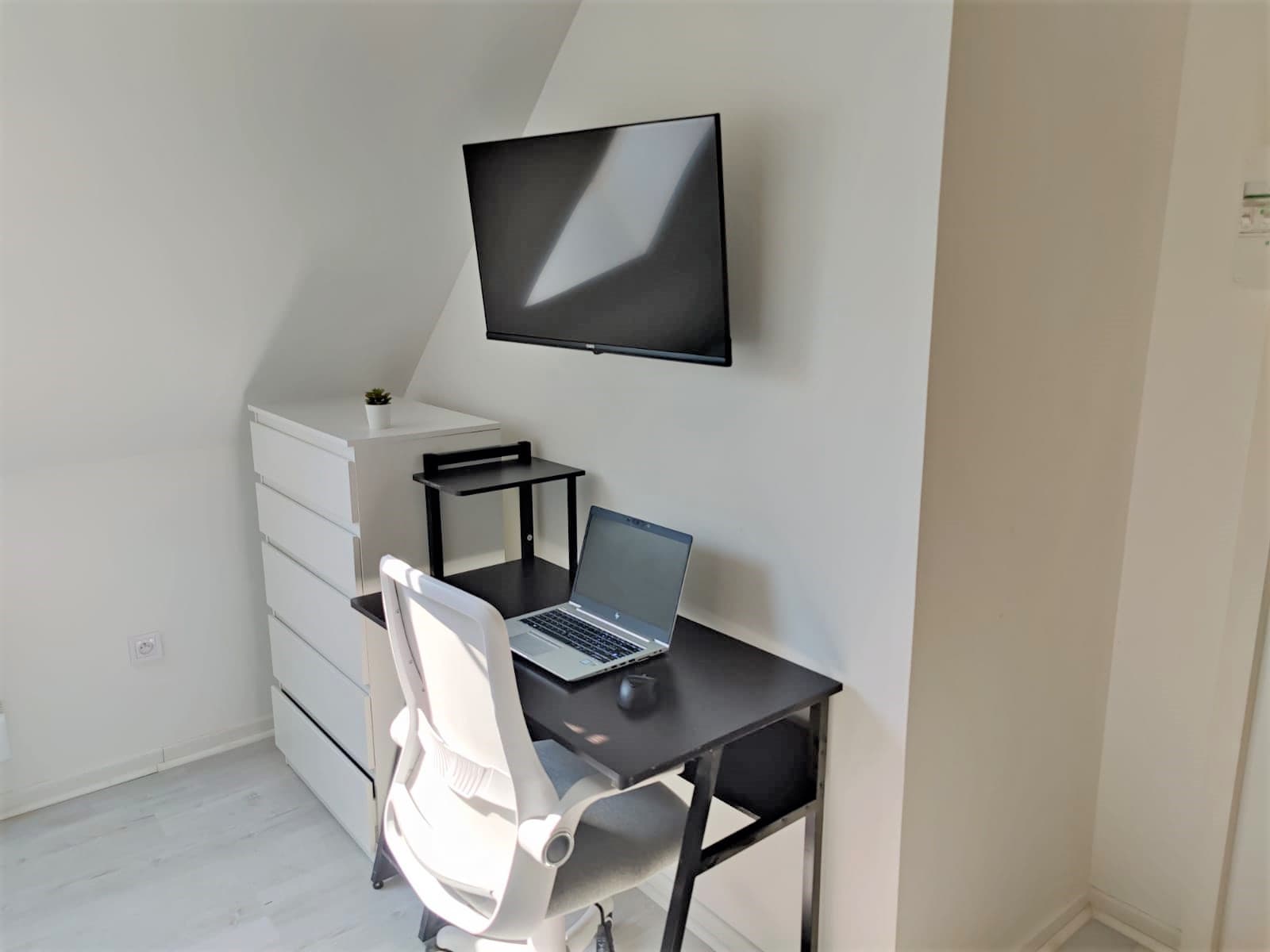 Chambre meublée et moderne - Pour les étudiants