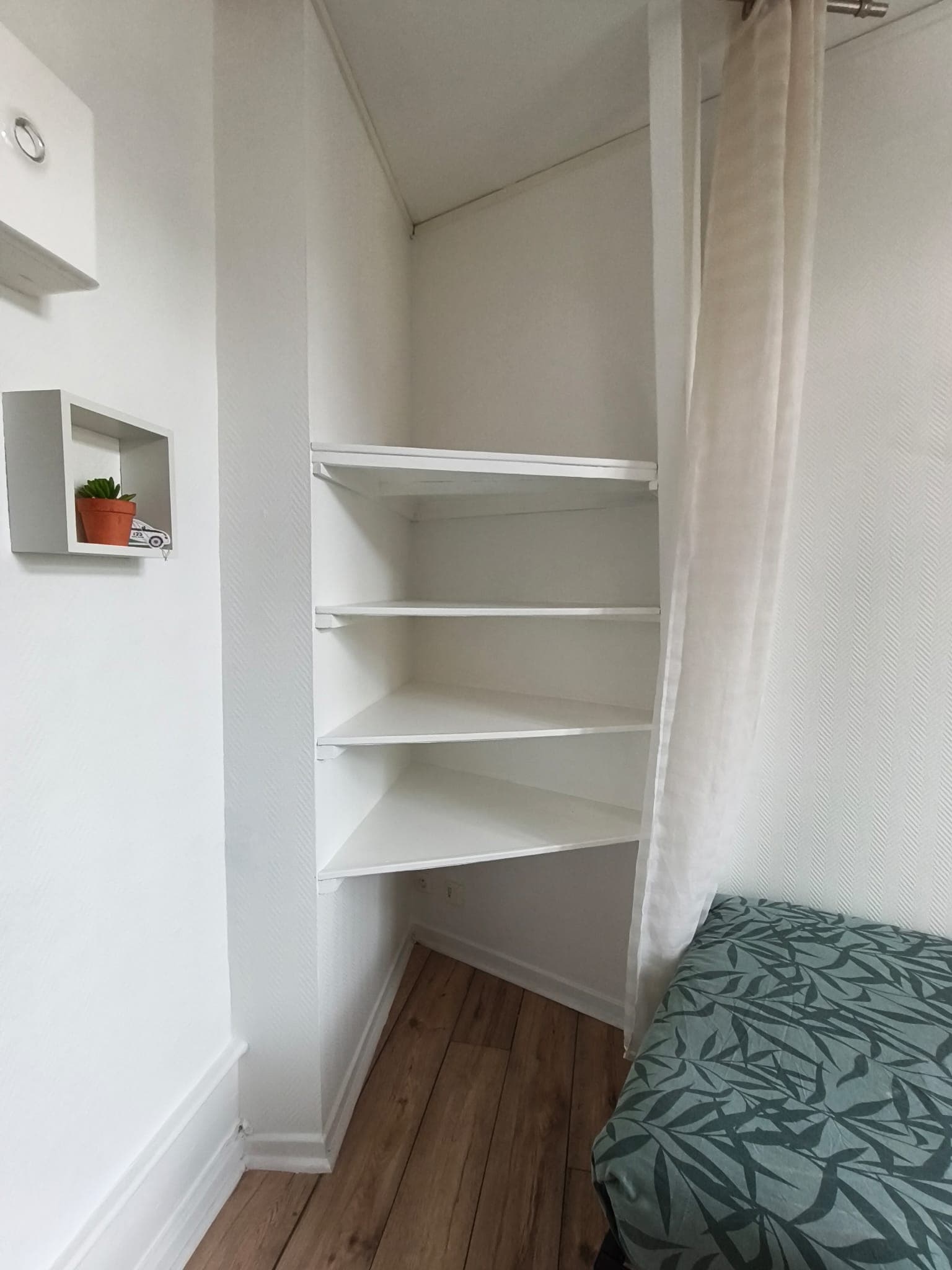 Joli studio rénové, centre ville d'Amiens