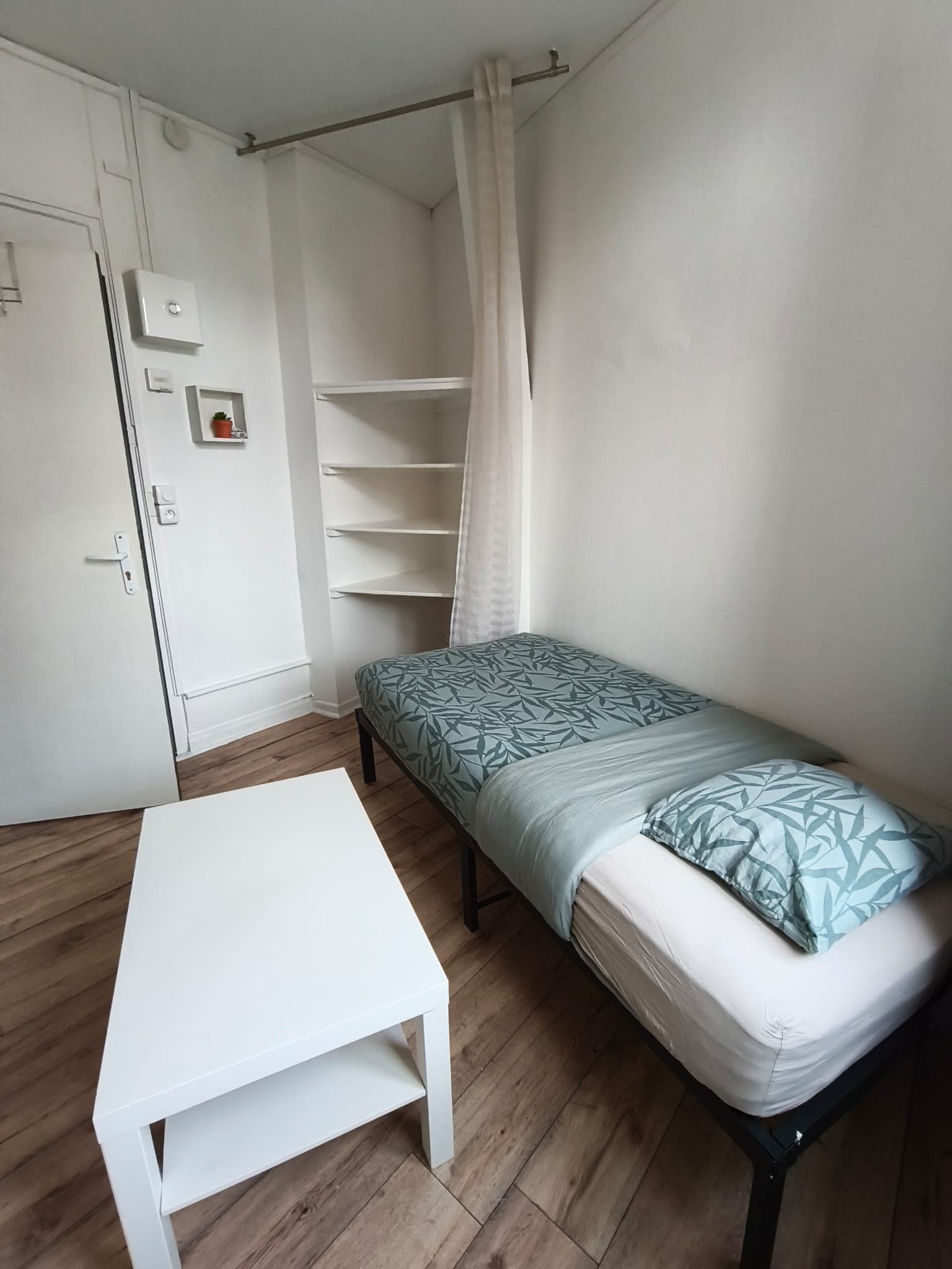 Joli studio rénové, centre ville d'Amiens
